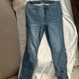 Old Navy women’s high rise rockstar skinny jeans